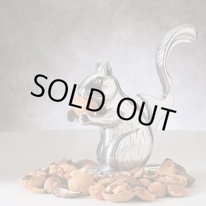 画像: ユニークなリスのくるみ割り！ナッティスクワラル ナッツクラッカー