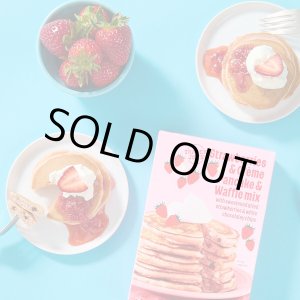 画像: 朝食がもっと楽しくなる！Trader Joe's トレーダージョーズ ストロベリーパンケーキミックス ＆ メープルシロップ