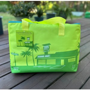 画像: 2026年夏の新色!Trader Joe's トレーダージョーズ 保冷バッグ (ライムグリーン)