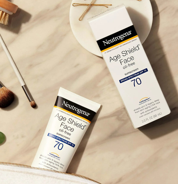 顔用 Neutrogena ニュートロジーナ エイジシールド サン