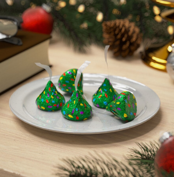 画像3: キスマスツリーが入った！Hershy's ハーシーズ キス クリスマス チョコレート ６種類 （B）